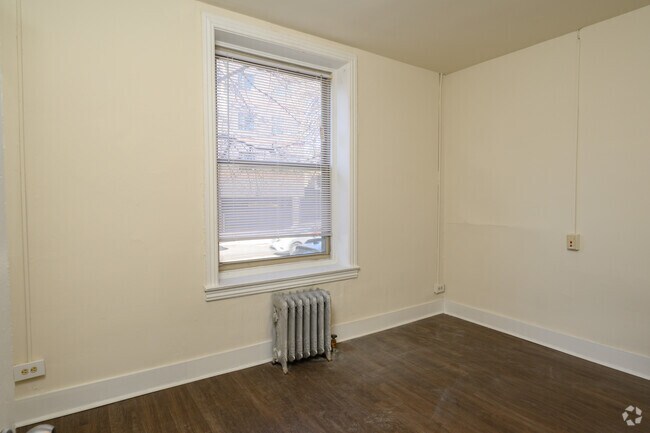 3BR, 1BA, -SF Bedroom 2(4040 Baltimore Ave., B1)