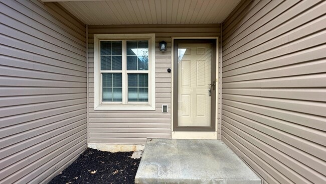 344 Alexandria Ct