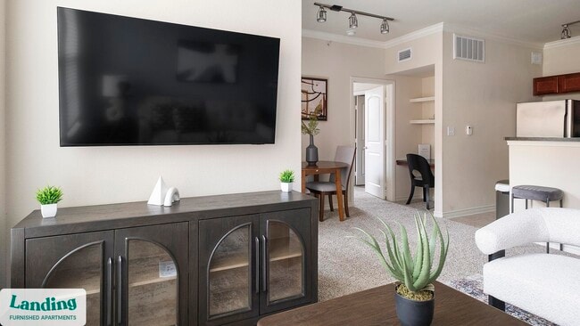 Photo - 8989 West Rd Unidad 727.1412728