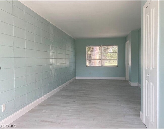 Photo - 5516 Third Ave