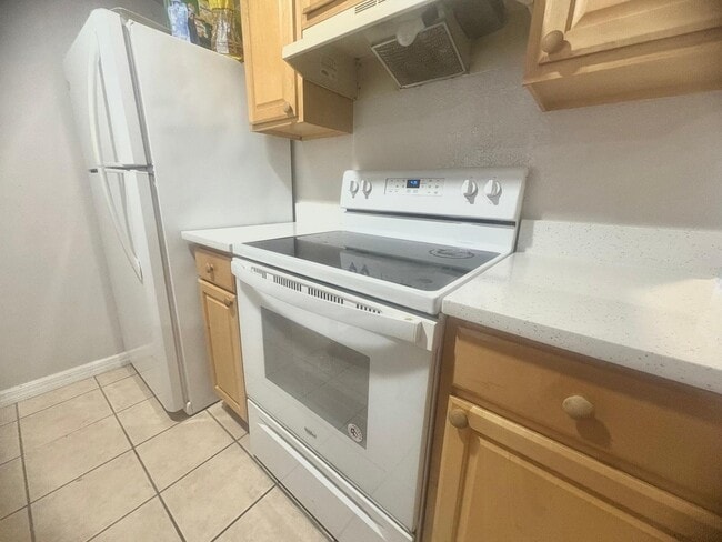 Photo - 877 Park Manor Dr Unit B