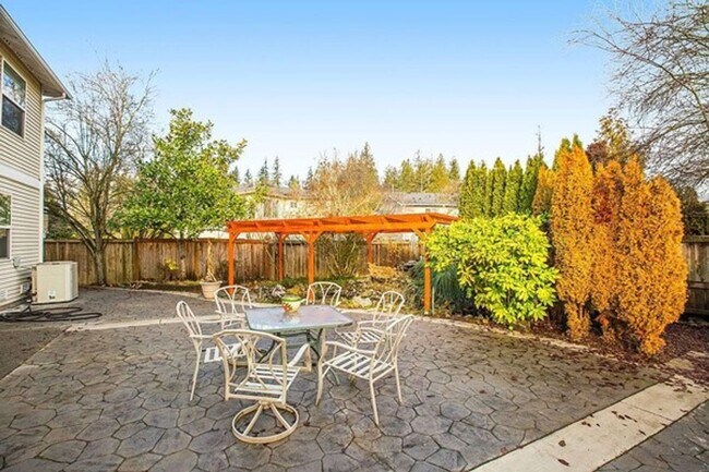 18042 169th Ave SE