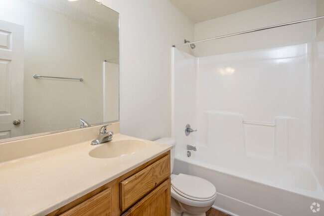 2BR, 1BA - Bathroom