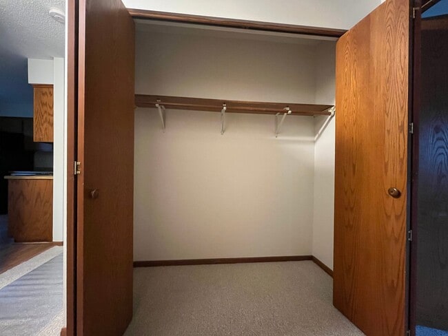 Photo - 460 Stanley St Unit 2