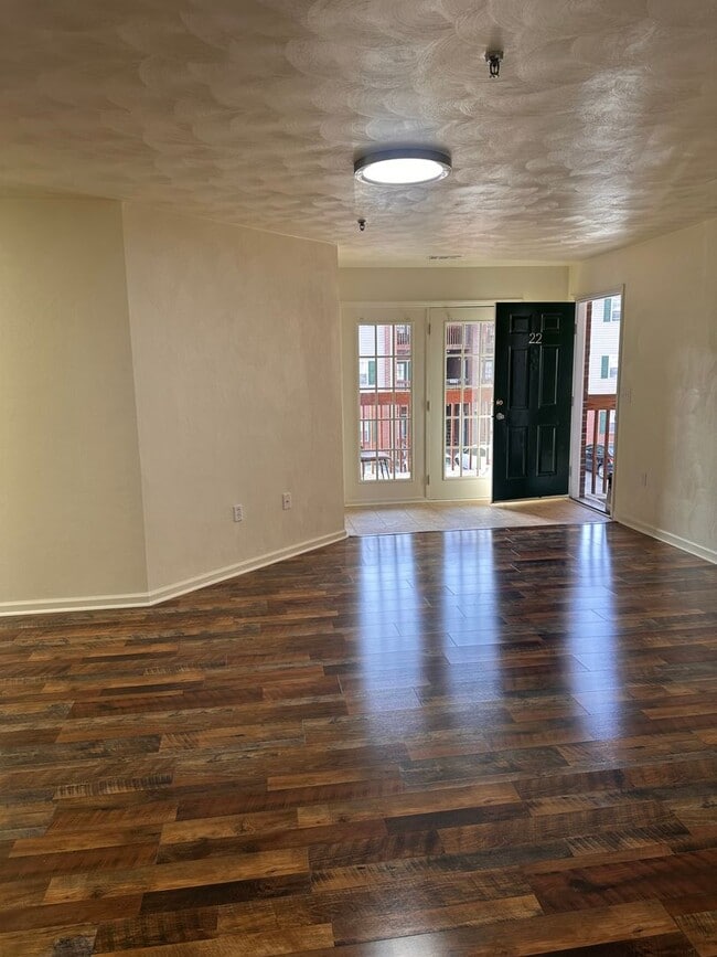 Photo - 4 Bedroom 2 Bath Apartment 2nd Floor Unidad 22