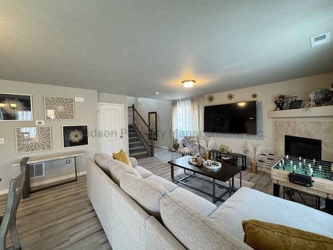 Photo - Stunning 3 Bedroom House in Falcon