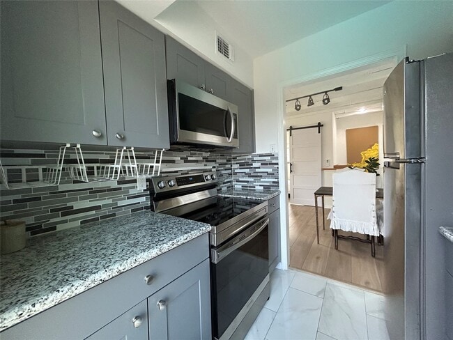 Photo - 4723 Aftonshire Dr Unidad 15