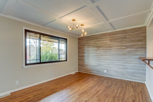 Photo - 551 Bonerwood Dr