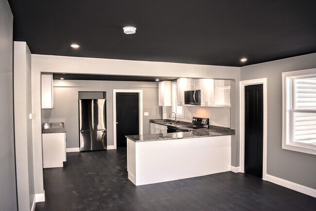 Photo - 2 Sunnyside St Unit 1