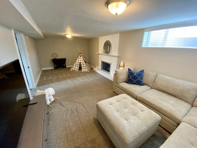 Photo - 429 W 2700 S Unit B