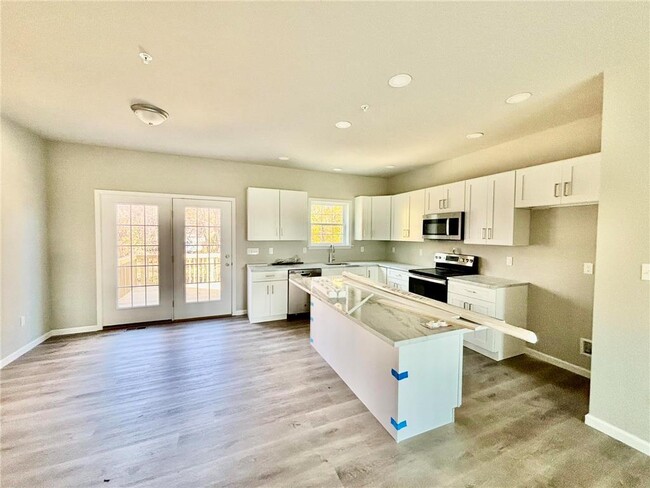 Photo - 116 W 3rd St Townhome