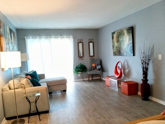 Building Photo - 500 Bonnie Blvd Unit 179