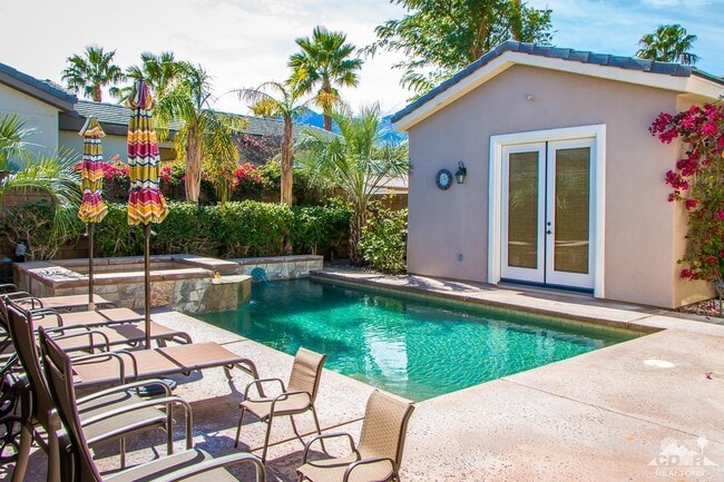 Photo - 60530 Living Stone Dr