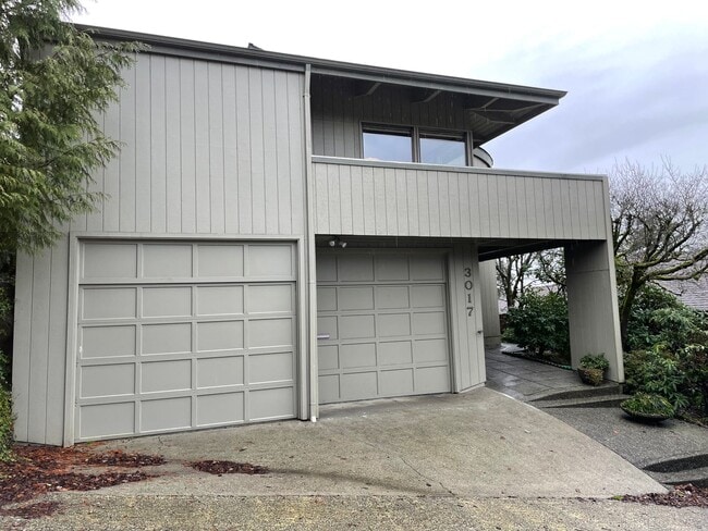 Building Photo - Magnolia Sound view home located near coveted Carleton park neighborhood