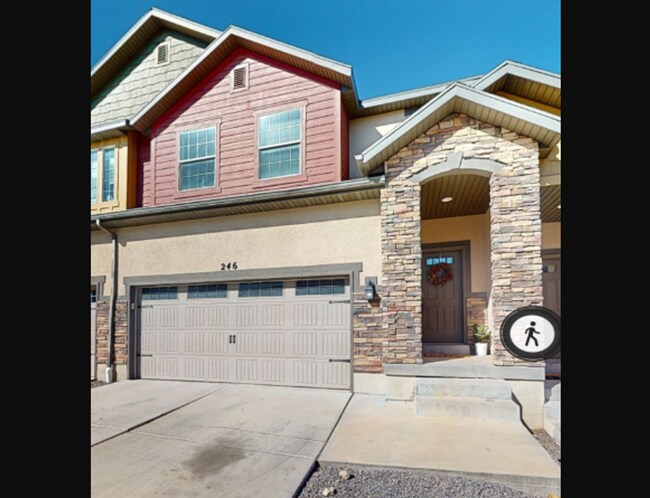 Building Photo - Female Housing Available in Saratoga Springs - Regular Room & Basement Suite! Unit Bedroom 4 (Basement)