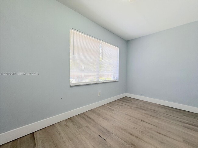 Photo - 1825 McKinley St Unit 1-2
