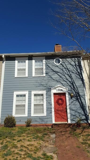 Photo - 1366 E Masonic Dr