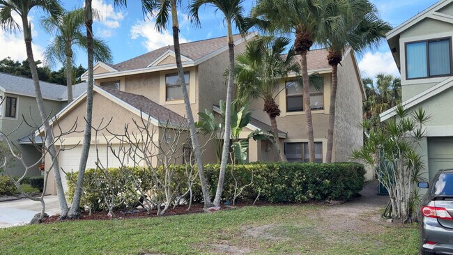 Photo - 5855-5855 Northpointe Ln