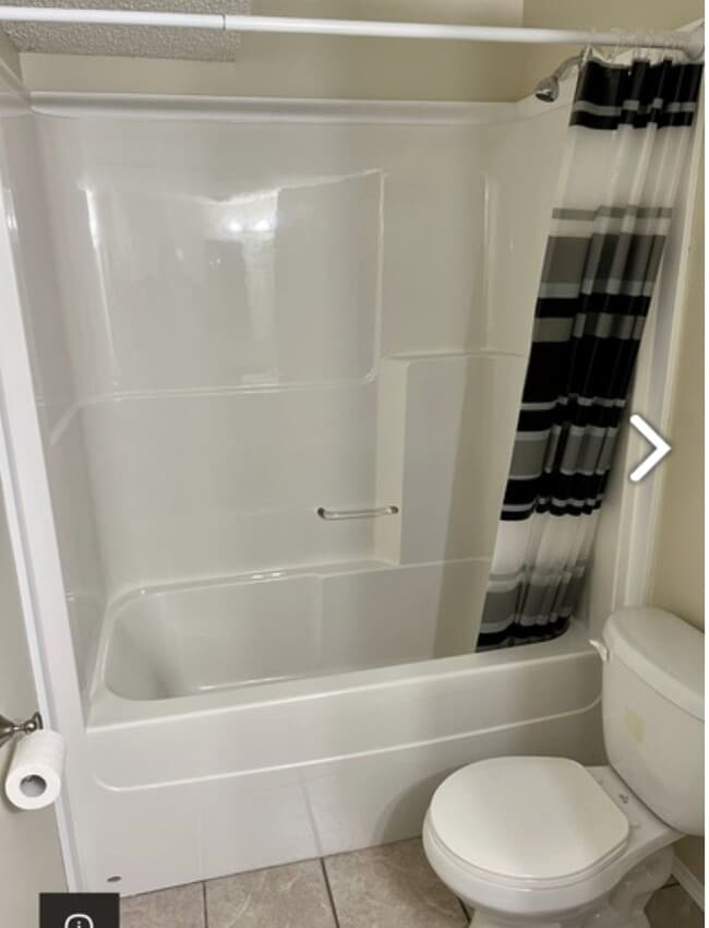 Photo - 5137-5149 49 Ave Unit 1
