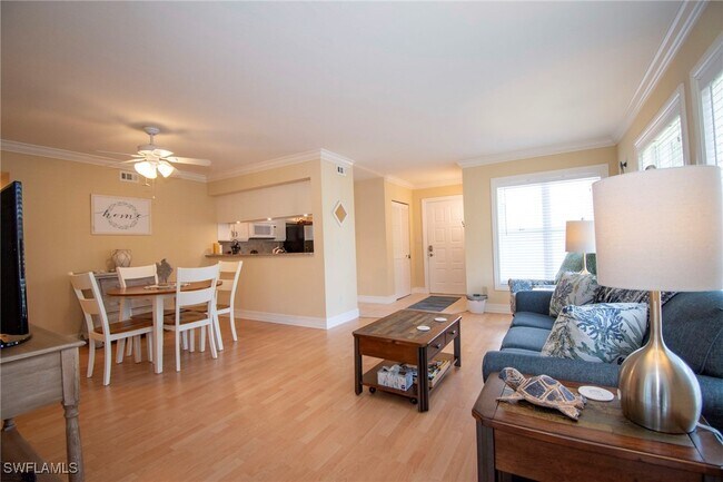 Photo - 515 Club Side Dr