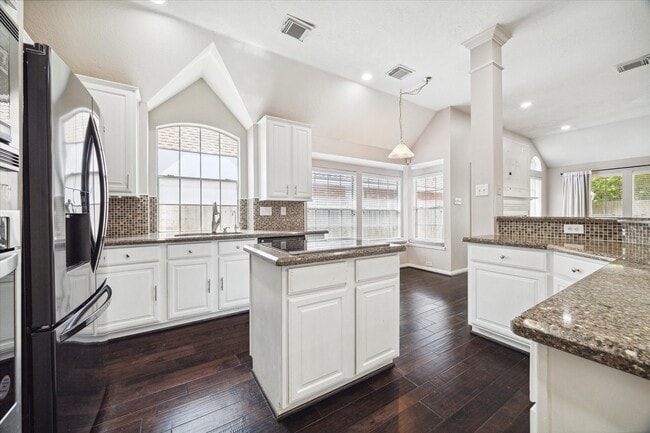 Photo - 8830 Fairbloom Ln