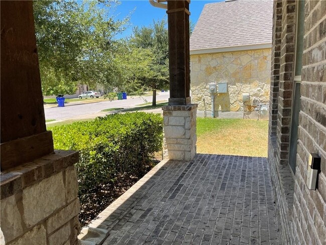 Photo - 1807 Harvest Bend Ln