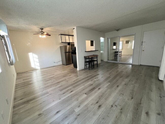 Photo - 3730 S Sepulveda Blvd Unidad 206