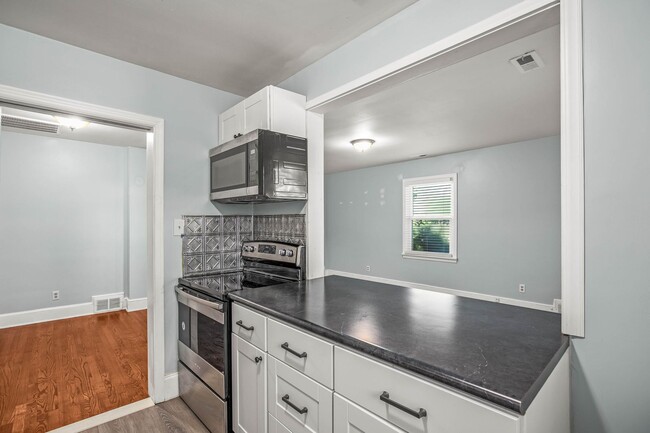 Photo - 5038 Pinewood Dr Unit 5044