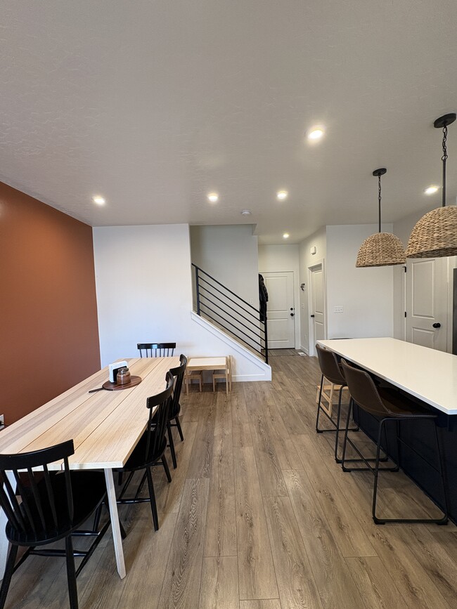 Photo - 9391 N Vernham Ln