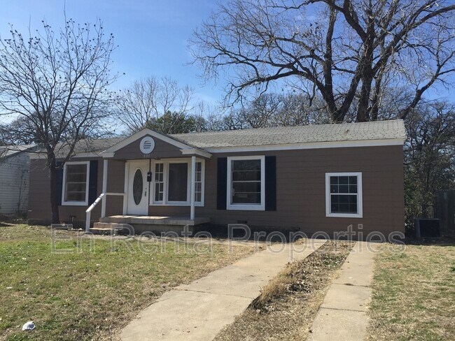 Photo - 601 W Beach St