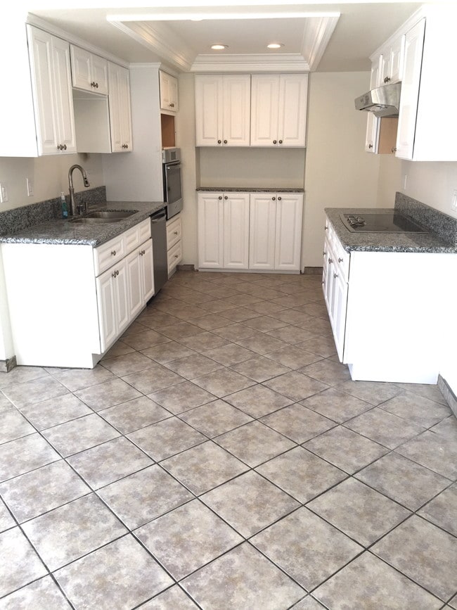 11181 Bloomfield Front House A - 11181 Bloomfield Front House A