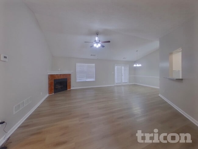 Photo - 104 Kimbell Farm Dr