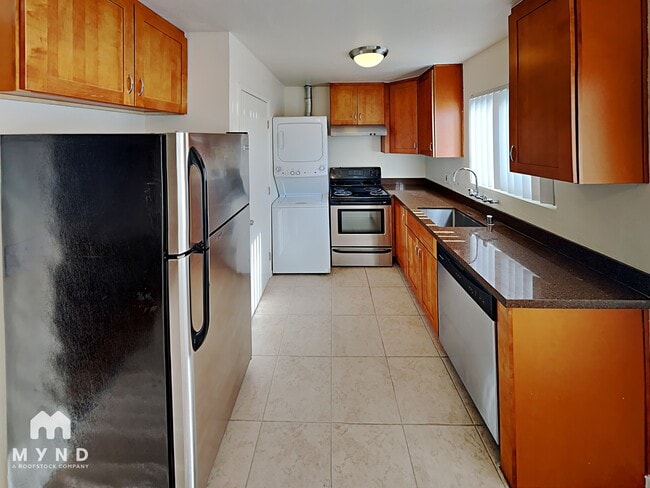 Photo - 237 N 8th St Unidad 4