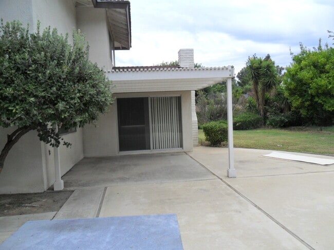 Photo - FANTASTIC SINGLE FAMILY RESIDENCE 4 Bedrooms, 2.5 Bathrooms HOME IN CANYON CREST!!! **((RESERVED))**
