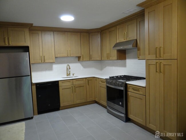 129 Prestwick Way