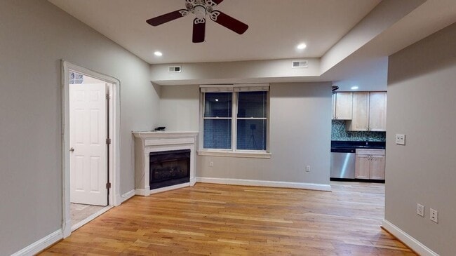 Photo - 1417 Chapin St NW