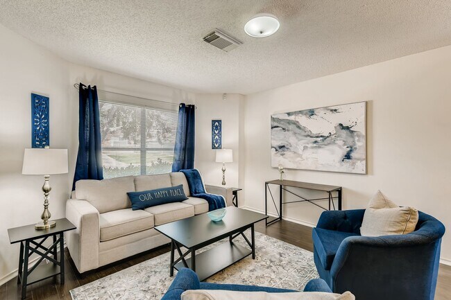 Photo - BEAUTIFUL HOME  |  OPEN CONCEPT  |  3 LIVING AREAS  |  FURNISHED OPTION  |  NEAR SCHOOLS & SHOPPING