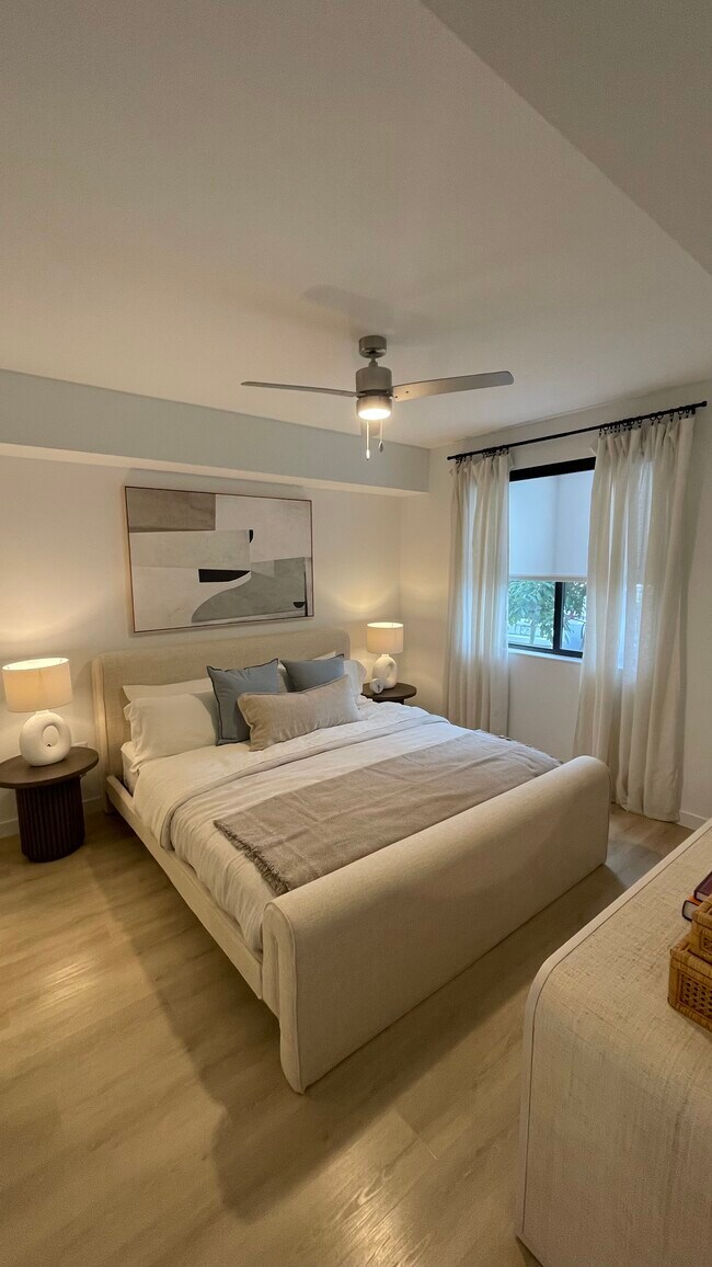 Photo - 121 NW 162nd St Unit B7