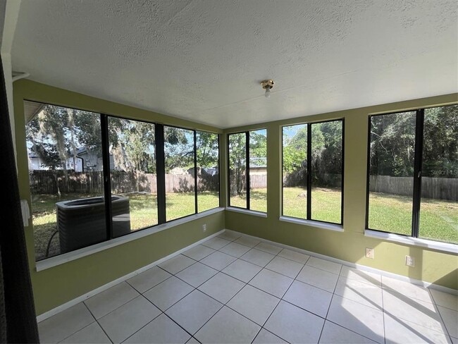Photo - 214 Bluefield Ave