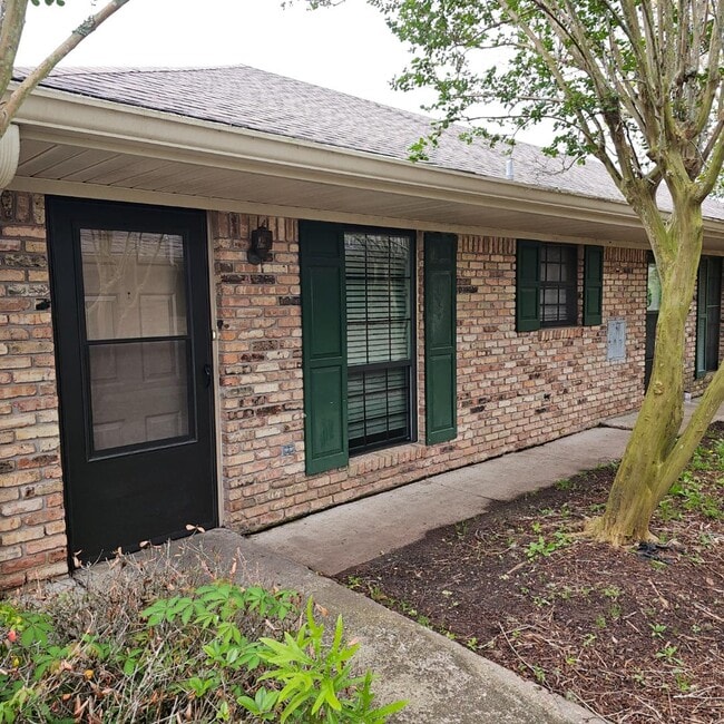 Photo - 1013 Talbot Ave