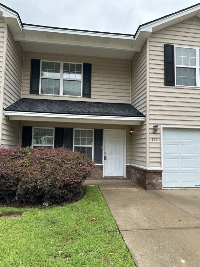 121 Aubrey Trail Richmond Hill, GA 31324 Rental House Rental in Richmond Hill, GA