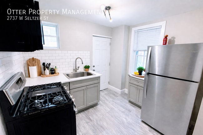 Photo - 2737 W Seltzer St