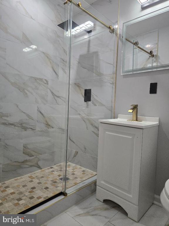 Photo - 5433 C St SE Unit 4