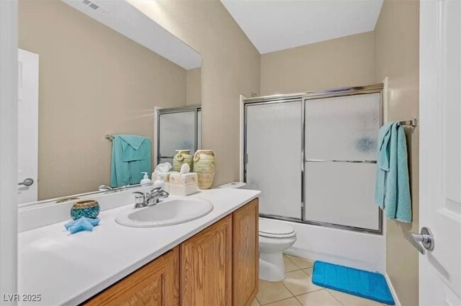 Photo - 2516 Corvus St
