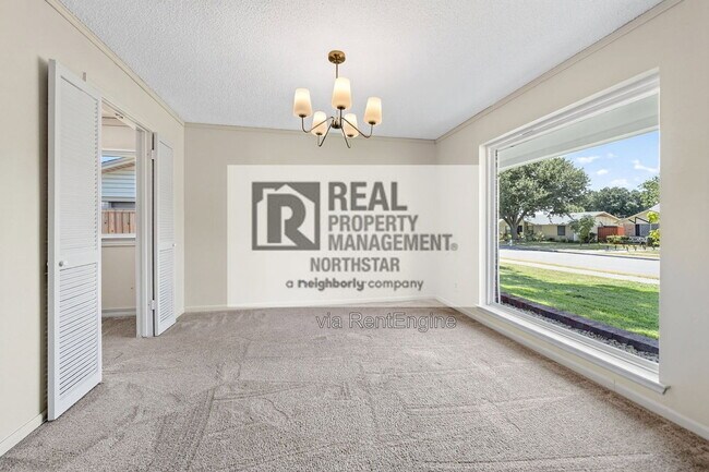 Photo - 902 Arrowhead Dr
