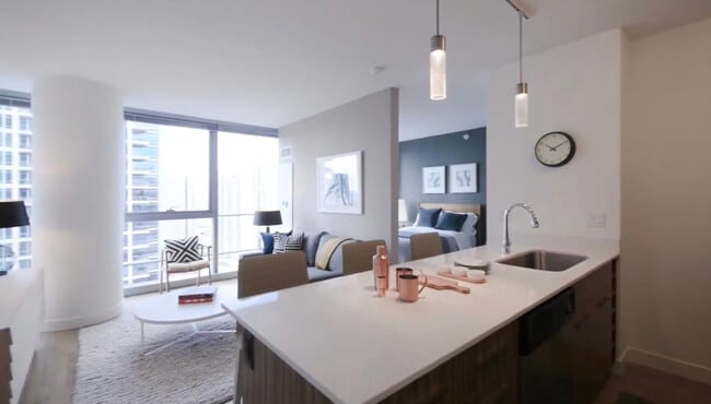 Building Photo - 341 W Kinzie St Unit 404