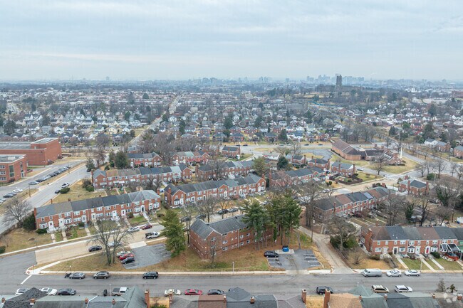 Photo - Oakridge Apartments