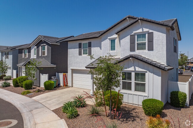 Photo - Cyrene at Estrella II-Sun Life