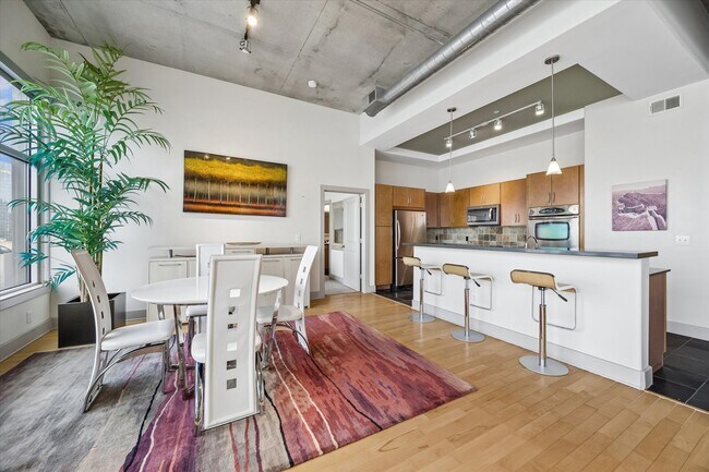 1901 Post Oak Blvd Unit 803