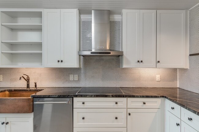 Photo - 18 Marina Isles Blvd Unidad #105